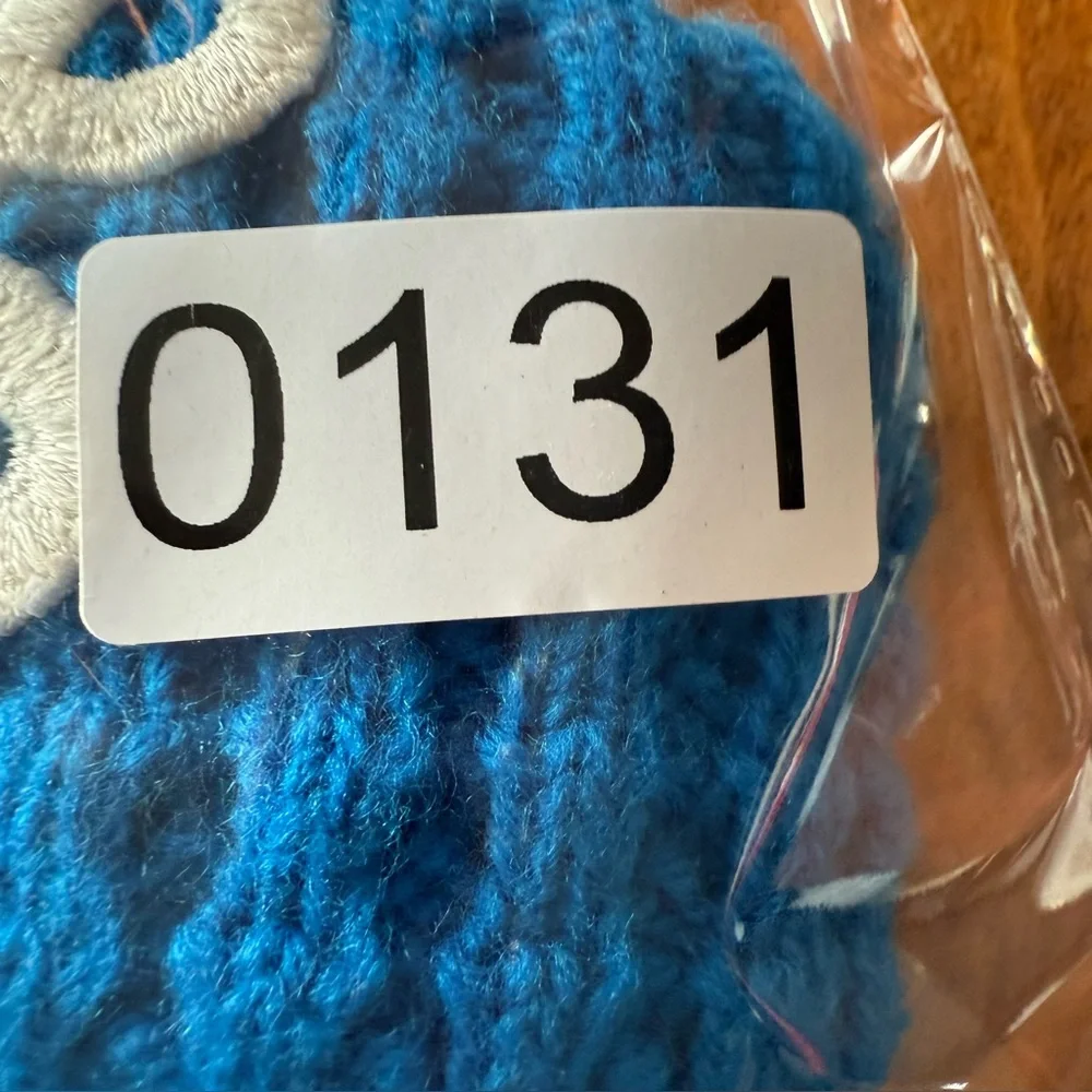 General Mills Blue Knit Pom-Pom Beanie Stocking‎ Hat Women’s Pull On Outdoors